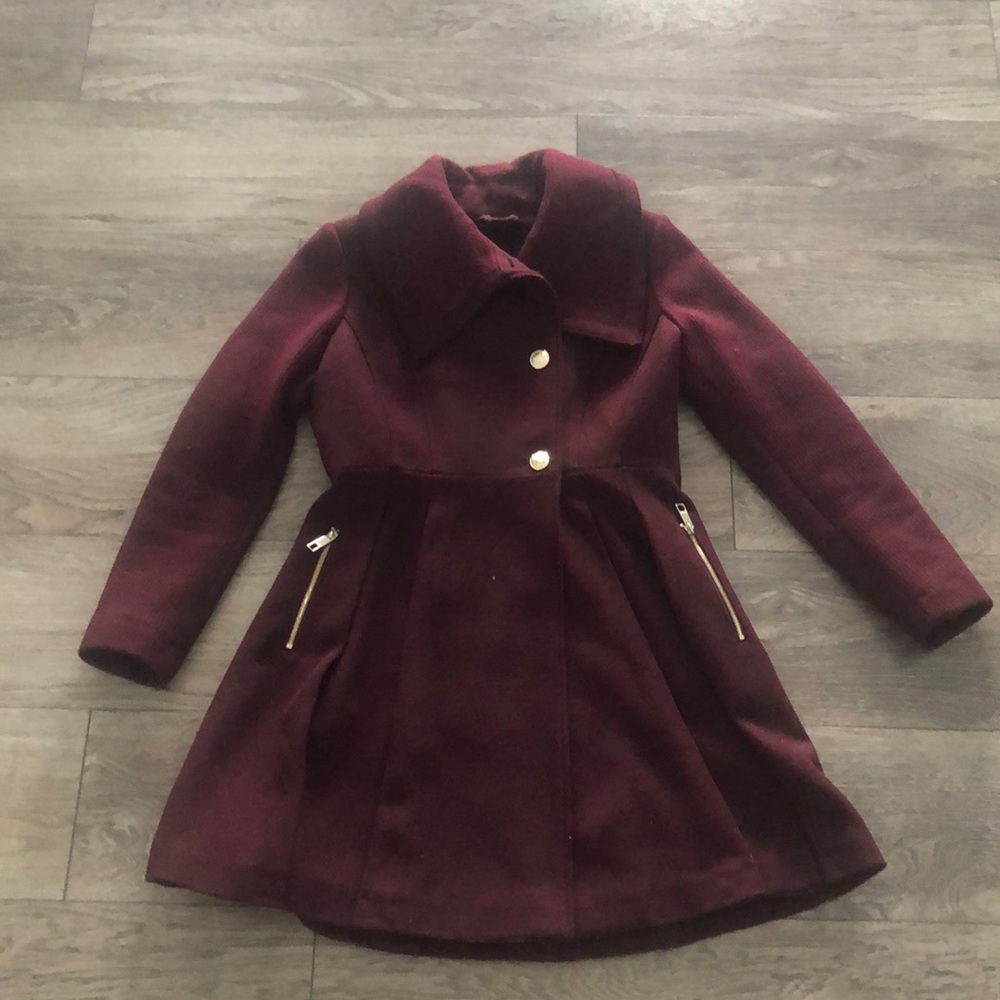 Gorgeous Medium Burgundy Guess Coat